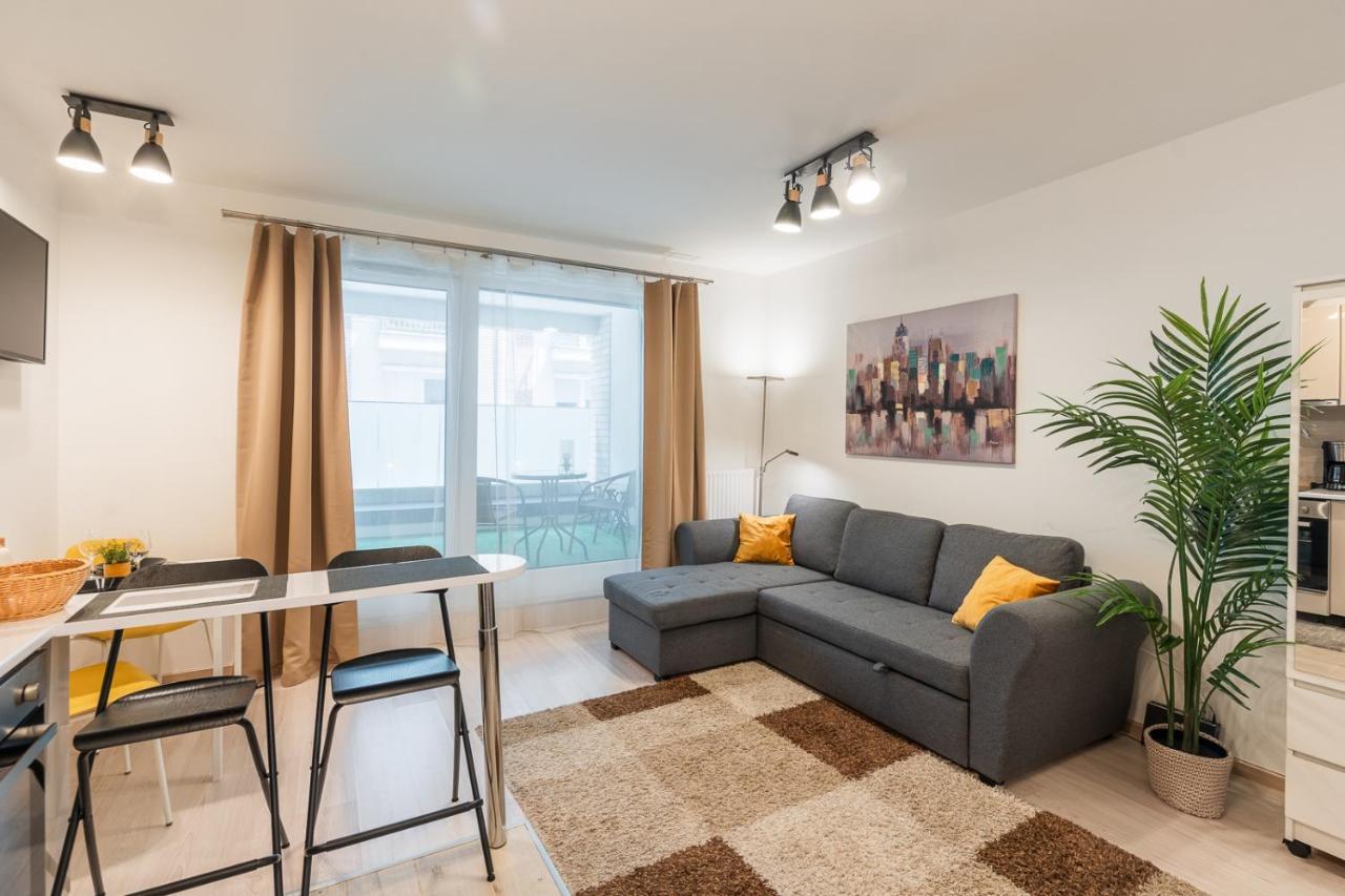 Apartament Modern Newly-built By The New York Cafe *